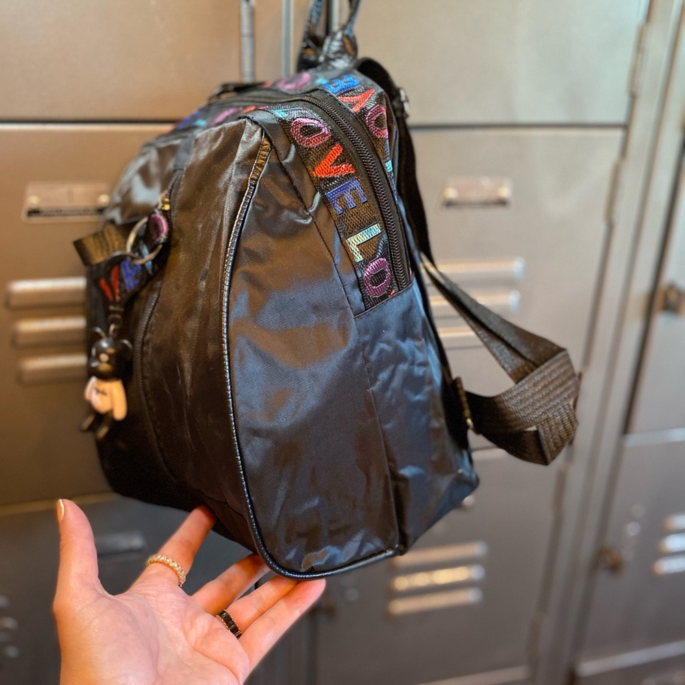 Cute small backpack - Picture 2 of 3